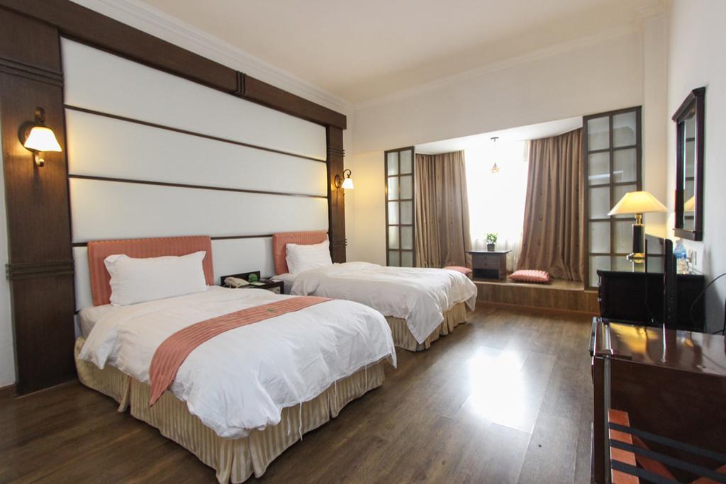 Guangzhou Zhuhai Special Economic Zone Hotel Room photo